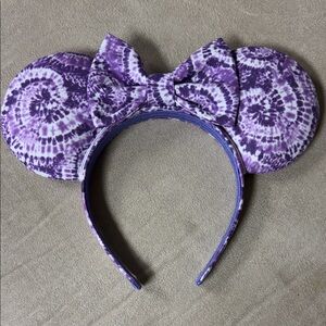 Disney's Minnie Mouse Vibrant Purple Tie-Dye Ears Headband